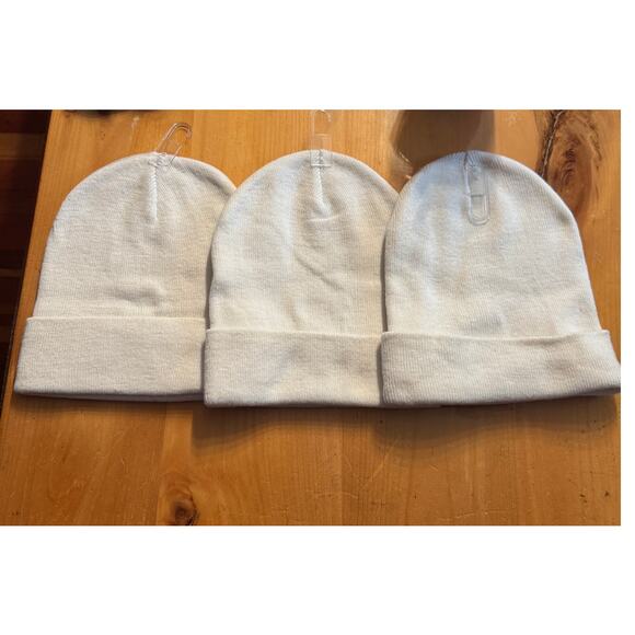 Wild Fable Beanies Unisex White 3 Pack One Size New With Tags - Picture 3 of 3